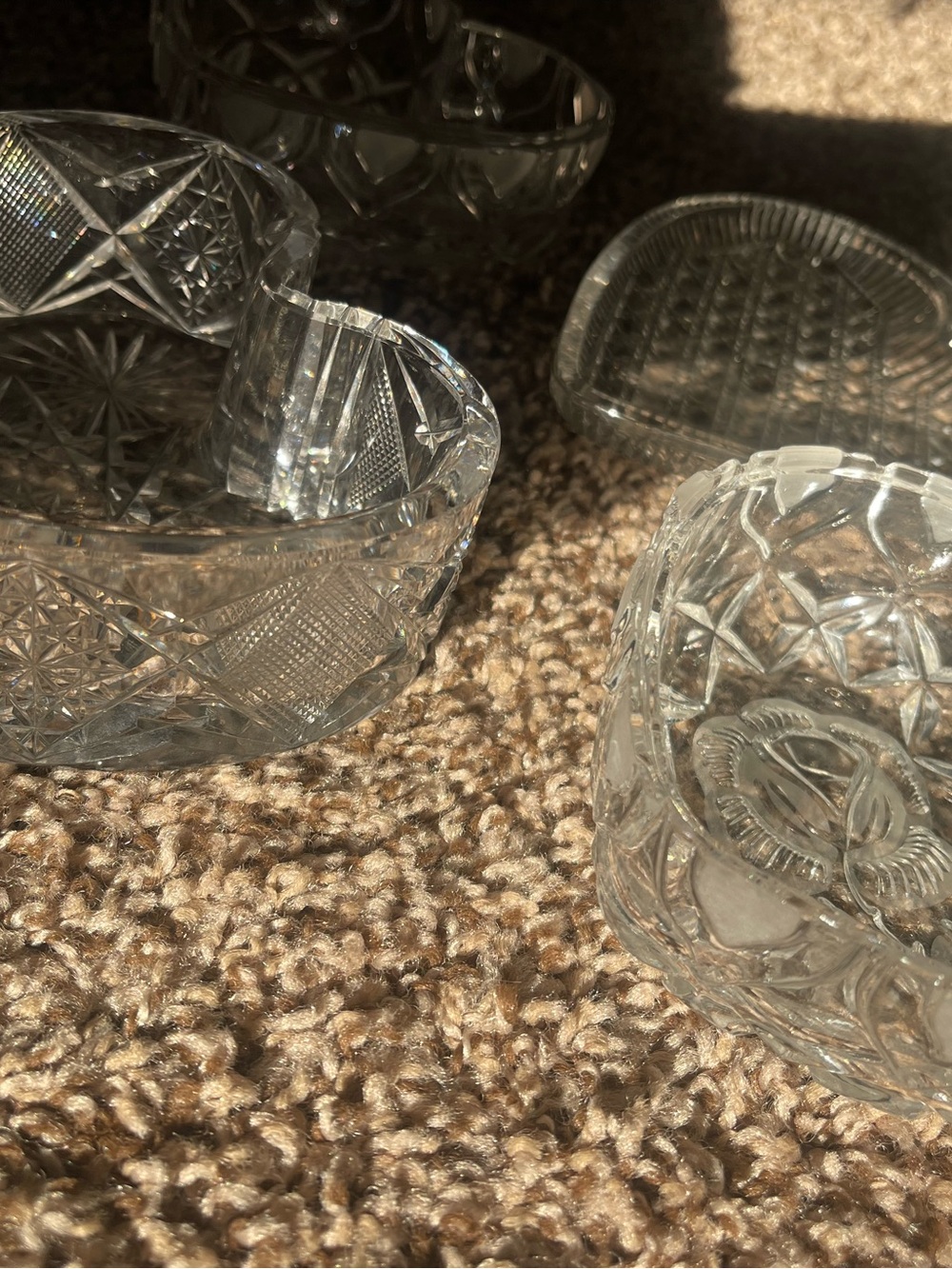 Clear Glass Heart Trinket Dishes - Set of 4 - Picture 4 of 10
